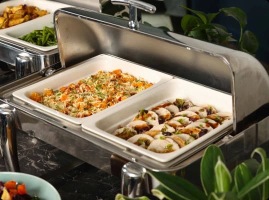 Full Service Buffet Setup